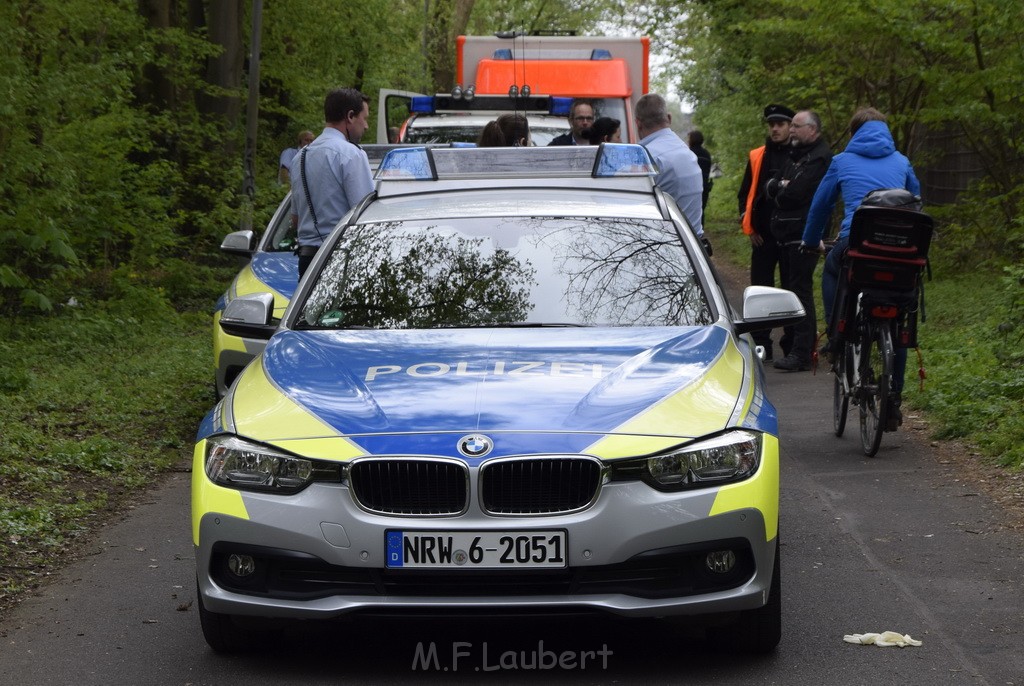 Einsatz BF Koeln in Koeln Buchheim Arnsbergerstr P31.JPG - Miklos Laubert